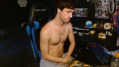 Snapshot of dakota_wndrs chatting on 02/05/26, 04:00 Dakota Wonders online show from 02/05/26, 04:00