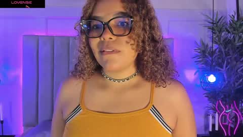 Snapshot of dakotaharrison_ chatting on 05/11/26, 12:00 Danna online show from 05/11/26, 12:00