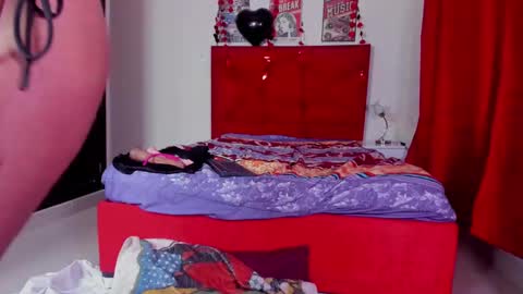 dakotaholand online show from 02/15/25, 10:21