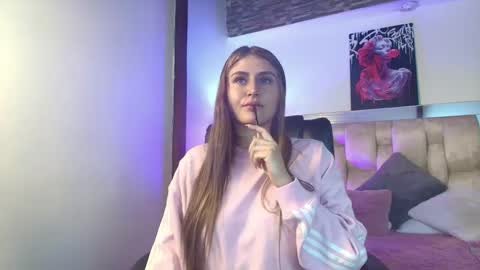 dakotarobbins_ online show from 03/07/25, 08:44