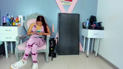  dakotha      online show from 03/08/25, 01:14