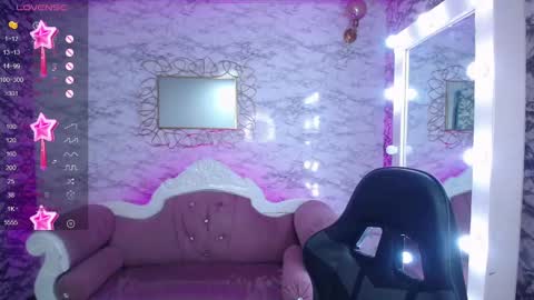 Snapshot of dakotha_v chatting on 02/28/25, 08:28 Dakotha online show from 02/28/25, 08:28