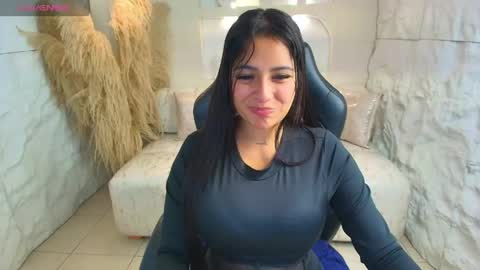 Snapshot of dakotha_v chatting on 05/05/26, 03:14 Dakotha online show from 05/05/26, 03:14