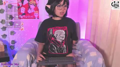 Snapshot of dakotta_rosee chatting on 10/13/25, 09:37  Isabella   independent model help me get 100 satisfied  online show from 10/13/25, 09:37