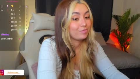 Snapshot of dakottaa__ chatting on 05/16/26, 12:18 dakottaa__ online show from 05/16/26, 12:18