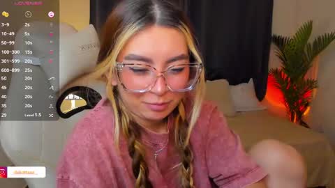 Snapshot of dakottaa__ chatting on 07/23/26, 12:02 dakottaa__ online show from 07/23/26, 12:02