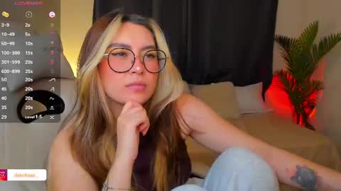 Snapshot of dakottaa__ chatting on 07/25/26, 12:31 dakottaa__ online show from 07/25/26, 12:31