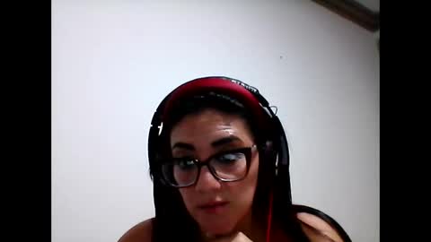 Snapshot of dakottamonroe chatting on 05/03/26, 01:33 Dakottamonroe online show from 05/03/26, 01:33