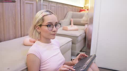 Dalahia Rush online show from 01/28/25, 08:36