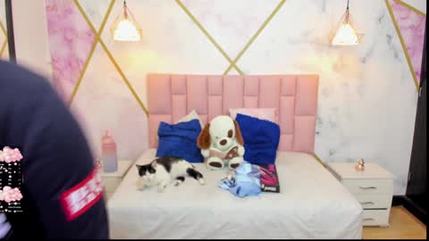 Snapshot of dalas_sr chatting on 01/24/25, 11:26 Liz online show from 01/24/25, 11:26