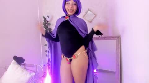 dalia_coop online show from 10/15/25, 08:20