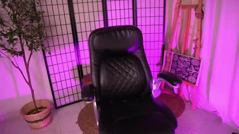 Dalia Morgan online show from 03/02/25, 03:02