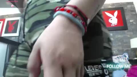 dalia dubey online show from 11/25/25, 10:04