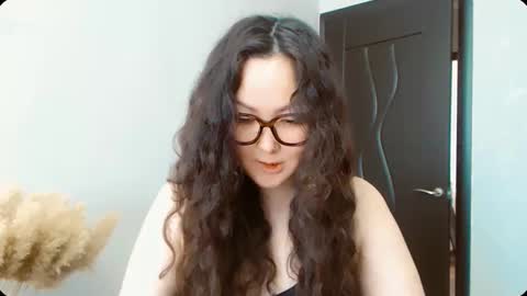 Dali online show from 10/26/25, 05:02