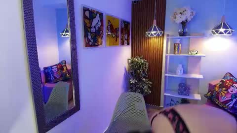 Dalila  online show from 11/04/25, 06:07