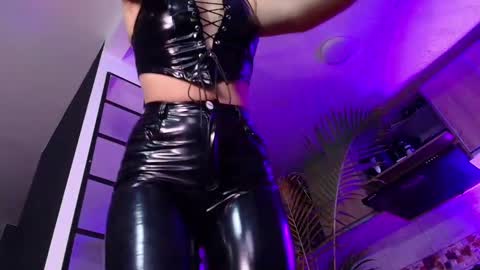 Dalila online show from 10/04/25, 11:30