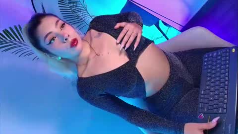 dalilathoms online show from 01/10/26, 09:16