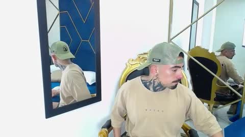 Snapshot of dallas_whitee chatting on 02/21/26, 12:06 Dallas whitee online show from 02/21/26, 12:06