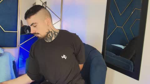 Snapshot of dallas_whitee chatting on 02/25/26, 07:34 Dallas whitee online show from 02/25/26, 07:34