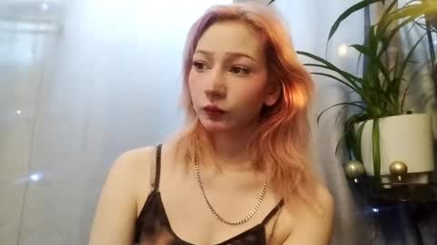 Julia online show from 05/27/26, 05:37