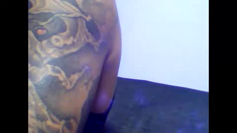 dallaslove23 online show from 10/03/25, 09:39