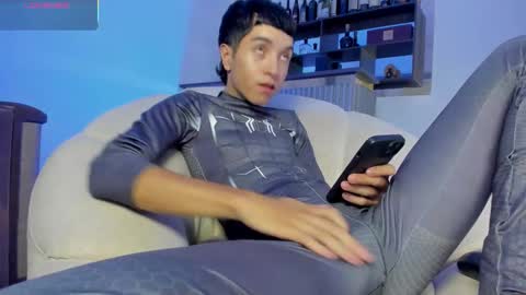 Snapshot of dallen_grant chatting on 11/12/25, 08:30 Dallen Grant online show from 11/12/25, 08:30