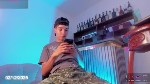 Snapshot of dallen_grant chatting on 12/02/25, 12:43 Dallen Grant online show from 12/02/25, 12:43