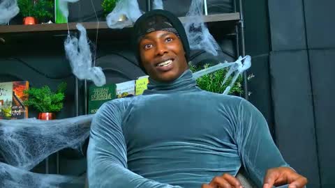 dalton_asher online show from 10/19/25, 07:20