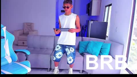 damar_felipe online show from 02/21/25, 05:35