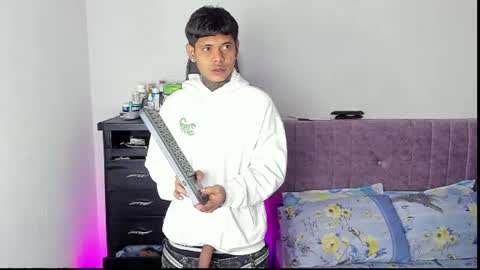 Snapshot of damar_felipe chatting on 06/11/26, 10:08 damar_felipe online show from 06/11/26, 10:08