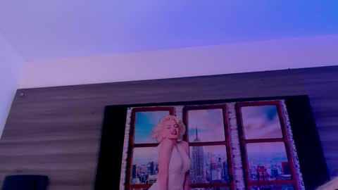 Snapshot of damara_ochoa chatting on 10/09/25, 05:16 online show from 10/09/25, 05:16