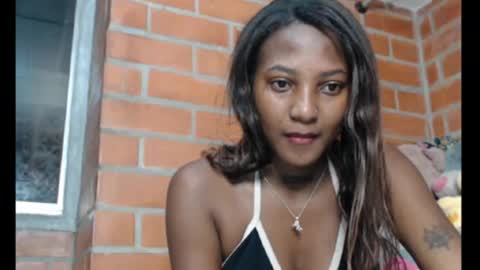 Snapshot of damarisgreen02 chatting on 12/04/25, 11:35 damarisgreen02 online show from 12/04/25, 11:35