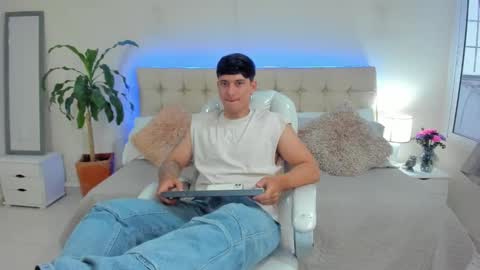 DAMIAN online show from 01/10/25, 06:17