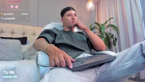 DAMIAN online show from 09/28/25, 02:55