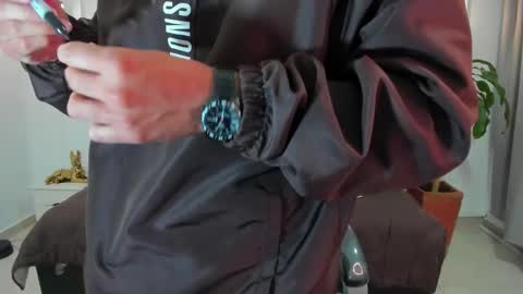 DAMIAN online show from 11/18/25, 11:03