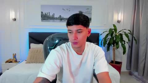 DAMIAN online show from 11/24/25, 12:05