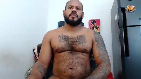 damian64436171 online show from 03/02/26, 12:02