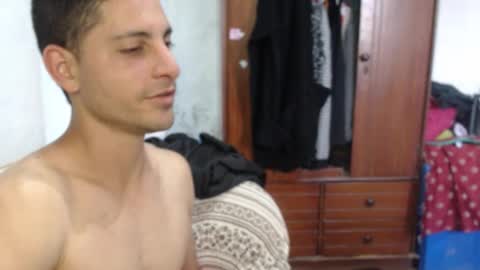 Snapshot of damian_29 chatting on 02/28/26, 08:43 Damian online show from 02/28/26, 08:43