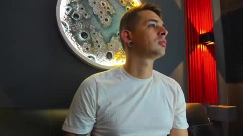 Damian Oliver online show from 12/12/24, 09:08