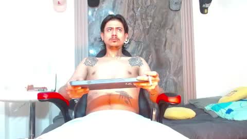 Snapshot of damian_and_camerum chatting on 05/12/26, 03:14 damian_and_camerum online show from 05/12/26, 03:14