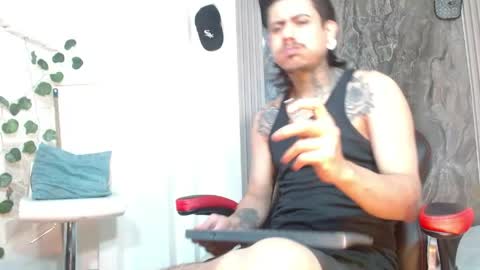 Snapshot of damian_and_camerum chatting on 05/13/26, 03:15 damian_and_camerum online show from 05/13/26, 03:15