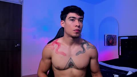 Snapshot of damian_fit chatting on 03/11/25, 11:12 Damian online show from 03/11/25, 11:12