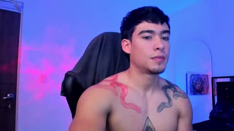 Snapshot of damian_fit chatting on 03/12/25, 12:26 Damian online show from 03/12/25, 12:26
