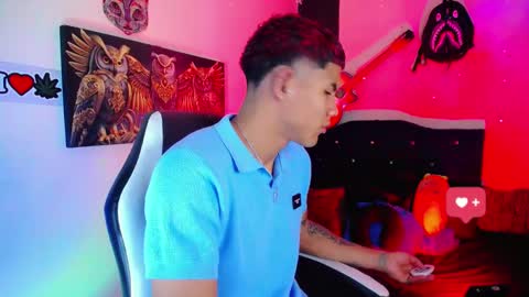 Snapshot of damian_latinxxx chatting on 01/21/25, 02:54 Damian online show from 01/21/25, 02:54