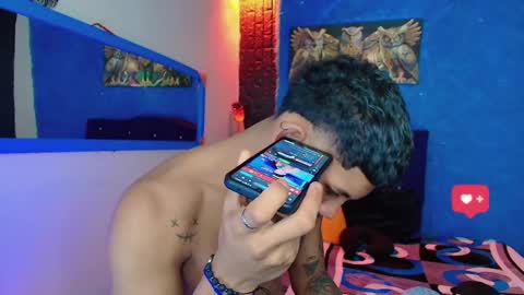 Snapshot of damian_latinxxx chatting on 01/26/25, 06:28 Damian online show from 01/26/25, 06:28