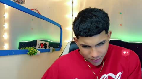 Snapshot of damian_latinxxx chatting on 02/09/25, 08:54 Damian online show from 02/09/25, 08:54