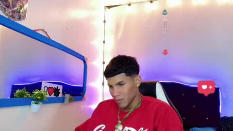 Snapshot of damian_latinxxx chatting on 02/09/25, 11:58 Damian online show from 02/09/25, 11:58