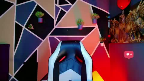 Snapshot of damian_latinxxx chatting on 02/21/25, 05:02 Damian online show from 02/21/25, 05:02