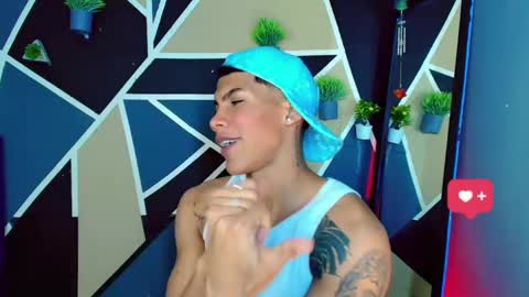 Snapshot of damian_latinxxx chatting on 02/22/25, 09:34 Damian online show from 02/22/25, 09:34