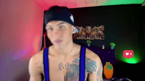 Snapshot of damian_latinxxx chatting on 02/26/25, 06:04 Damian online show from 02/26/25, 06:04